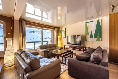 Image de À 50m des pistes de ski, 5ème étage, vue lac, télévision, casier à ski, 85m², Tignes