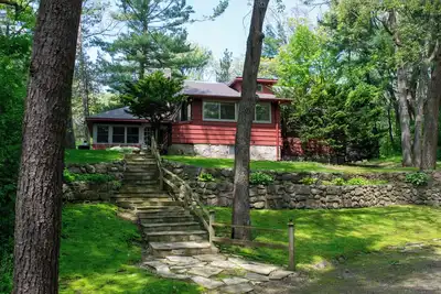 Image de Hyde-a-way Cottage In Oakwood Park! Complete With Tennis Court.