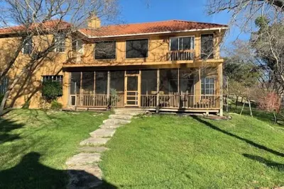 Image de Quiet Home 5 minutes from downtown Salado\n