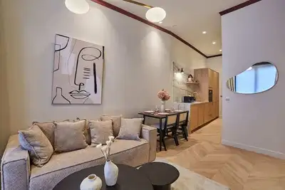 Image de Sublime apartment Louvre Concorde Museum