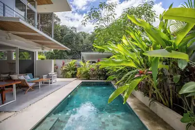 Image de Brand New 3 Br Modern Villa 5 minutes walking to the beach!