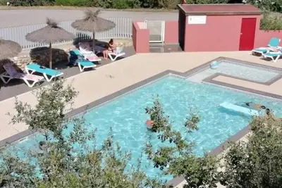 Image de ZEcamping 4 étoiles espace aquatique mobil-home Tv Lv 40m2
