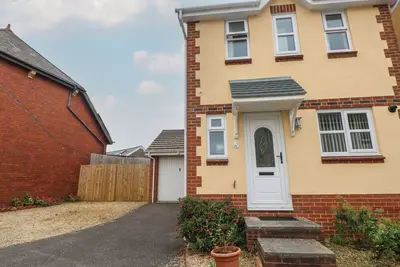 Image de 21 Heol Gylfinir, family friendly, country holiday cottage in Barry