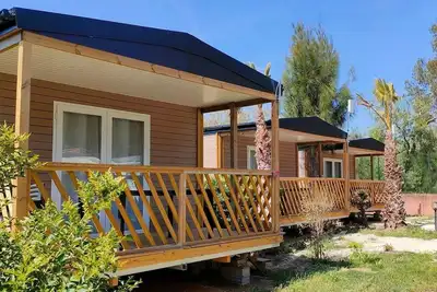 Image de Camping 4 étoiles - Parc aquatique - efacfc