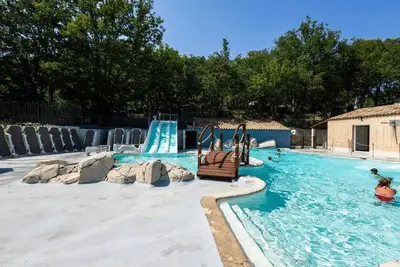 Image de Camping 2 étoiles - Parc aquatique - efadba