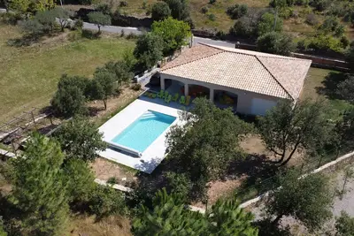 Villa 'La Barbière' avec piscine privée, Wi-Fi et climatisation