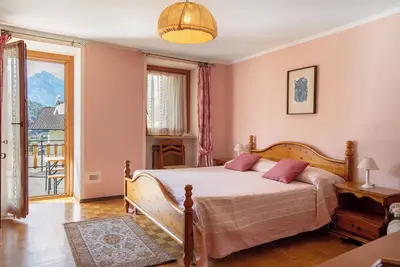 Image de Appartement \"Il Borgo\" avec vue sur les montagnes, terrasse privée et Wi-Fi