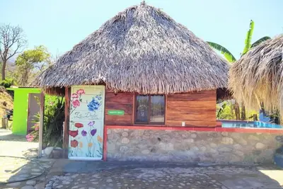 Image de Skyview Retreat offers breathtaking panoramic views, making it a true haven!