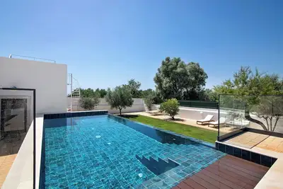 Image de Appartement 'Monte Gerações 3' avec piscine partagée, Wi-Fi et climatisation