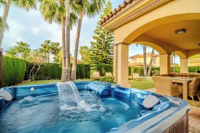 Image de Cozy Private Villa in Marbella-Estepona