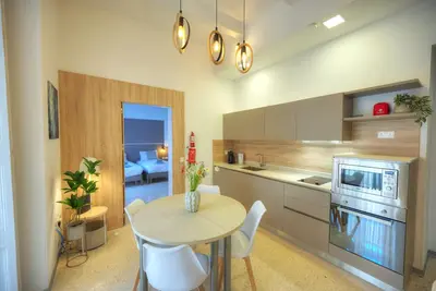 Image de Tasteful 2bedrooms with Maltese balcony Mcop1-2