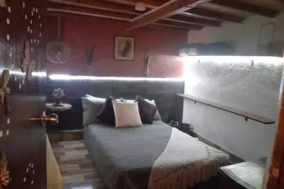 Image de Foresta House: ¡Pet-Friendly, with Forest View Terrace, Kitchen, &  Comfort!