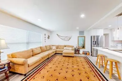 Image de Spacious Clearwater 4br, 3ba Cowboy Pool, Fire pit, Pet-Friendly 10 Min to Beach