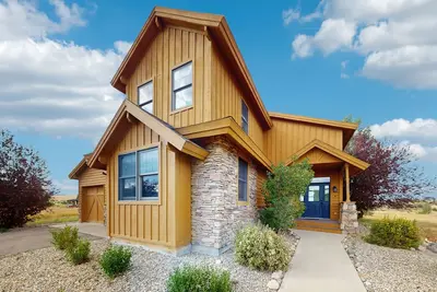 Image de Stunning house w/ mountain views, free WiFi, outdoor activities