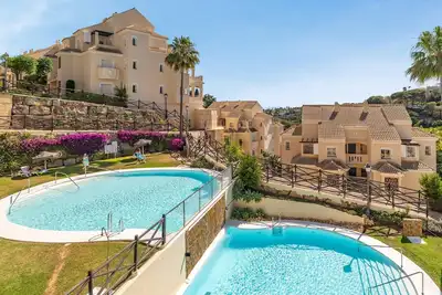 Image de Appartement confortable de 2 chambres à.