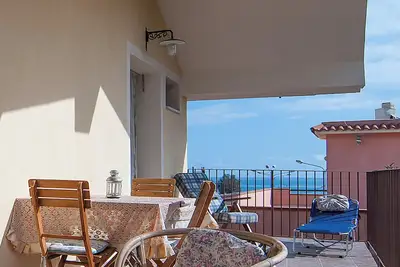 Homerez - Appartement Cozy à Avola avec Vue sur Mer