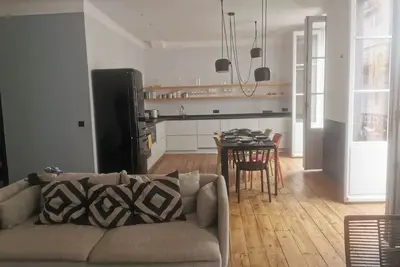 Image de Au Cœur de Biarritz. Spacieux T5