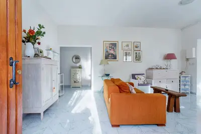 Image de Homerez - Appartement cosy à Tollo avec jardin