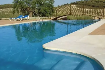 Image de Homerez - Maison chaleureuse à Estepa avec vue sur la montagne