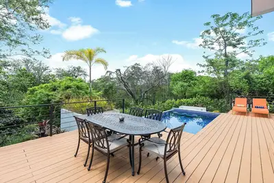Image de Brand-New 3bd Hilltop Home with Pool by Spcr