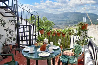 Image de Homerez - Maison spacieuse à Hornos avec vue sur la montagne