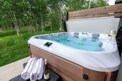 Image de Luxurious Driggs Retreat – Near Parks with Hot Tub