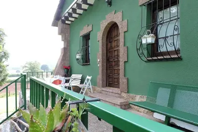 Image de Homerez - Maison spacieuse avec vue sur la montagne à Premio