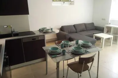 Image de Homerez - Appartement confortable à Waterloo avec jacuzzi - 78m²