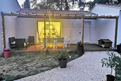 Image de Homerez - Maison à Néoules avec piscine privée