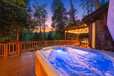 Image de Dawson Haven w/spa, game room on. 34 acres