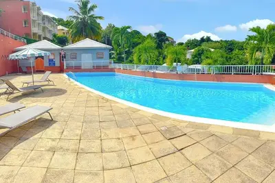 Image de Homerez - Appart. à La Trinité avec piscine