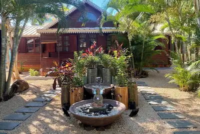 Homerez - Maison à Albion avec piscine