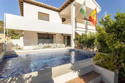 Image de Homerez - Grande Villa à Cónchar avec Piscine Privée et Vue Montagne