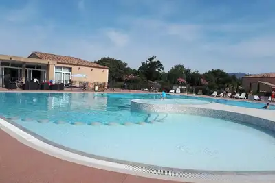 Image de Homerez - Maison à Aubignan, piscine partagée