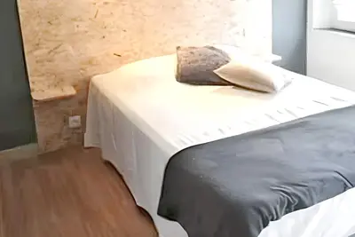 Image de Homerez - Maison de charme à Vendres avec jardin clôturé