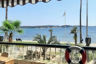 Image de Homerez - Studio à Bandol - Vue sur mer