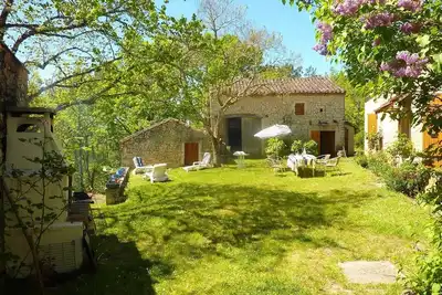 Image de Homerez - Maison charmante à Les Junies avec vue sur jardin