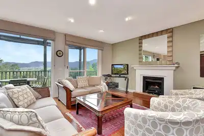 Image de Villa 3br Zinfandel Villa Resort Condo located within Cypress Lakes Resort nothing is more central