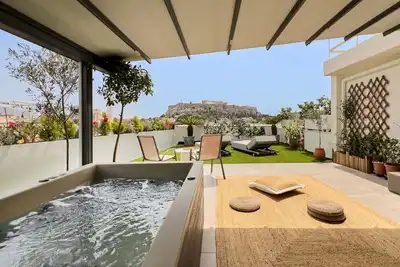 Image de Acropolis Muses - Urania