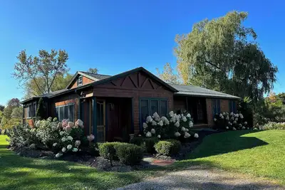 Image de Cozy Bungalow Retreat: 4br, Deck, Media Room, 2 Miles from Skaneateles Village