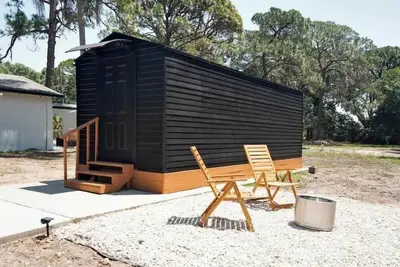 Image de PineCone Cabin Getaway near Natl Park