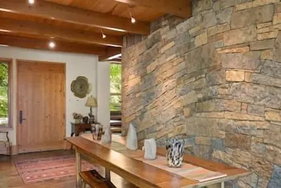 Stunning 5 Bedroom 7 bath home in Aspen!