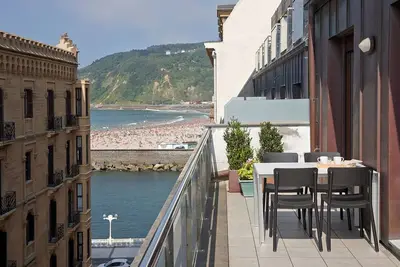 Image de Boulevard Terrace by FeelFree Rentals