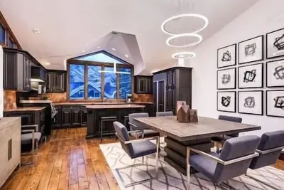 Image de Contemporary Aspen Home  3 Blocks To The Gondola