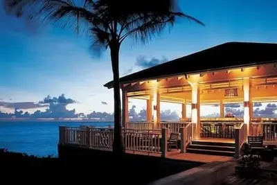 Image de Harborside Beachfront Resort & Spa Atlantis, Meal Plans Optional