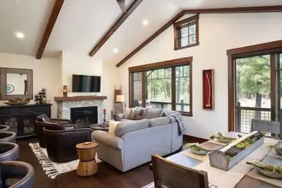 Image de Truckee, Ca Gray's Golf Course-Luxury 3 bedroom!