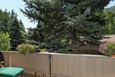 Image de 2 Bedroom Condo Aspen-Core by Gondola-#1 location!