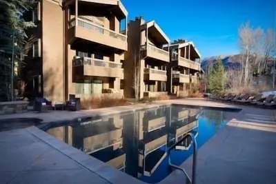 Image de 2 Bedroom Suite Few Blocks to the Gondola, Core, Pool-Hot Tub