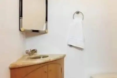 Image de 4/5 Aspen Gorgeous Core Townhome, Ski, Sleeps 12!