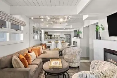 Image de Stylish Remodeled Aspen Core Condo, In Aspen 'Core